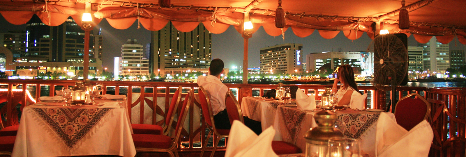 dubai dhow cruise dinner in just 40aed with you loved ones